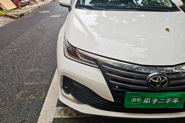 Used Toyota Allion 2021 2.0L Deluxe Edition Right Front Headlight