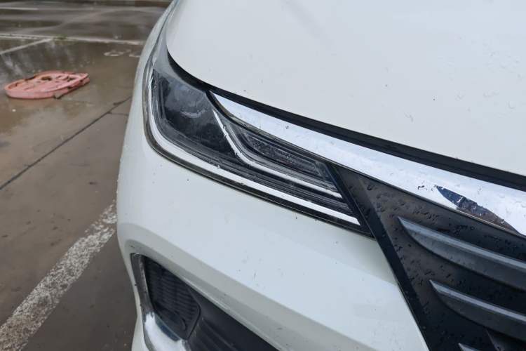 Used Toyota Allion 2021 2.0L Deluxe Edition Right Front Headlight