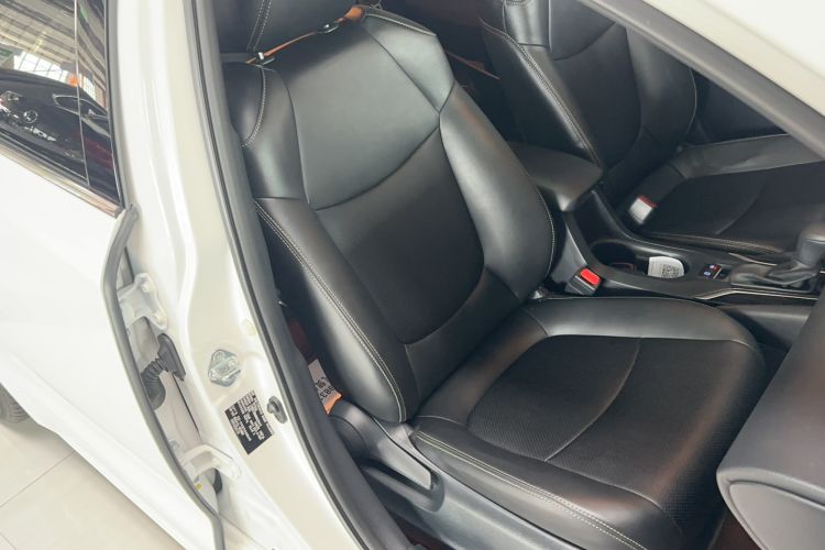 Used Toyota Allion 2021 2.0L Luxury Edition Right Front Seat