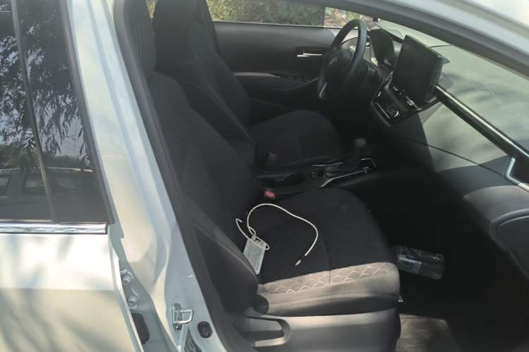 Used Toyota Allion 2021 2.0L Luxury Edition Right Front Seat