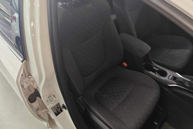 Used Toyota Allion 2021 2.0L Luxury Edition Right Front Seat