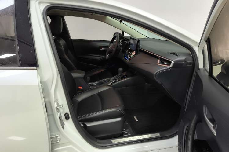Used Toyota Allion 2021 2.0L Luxury Edition Right Front Seat