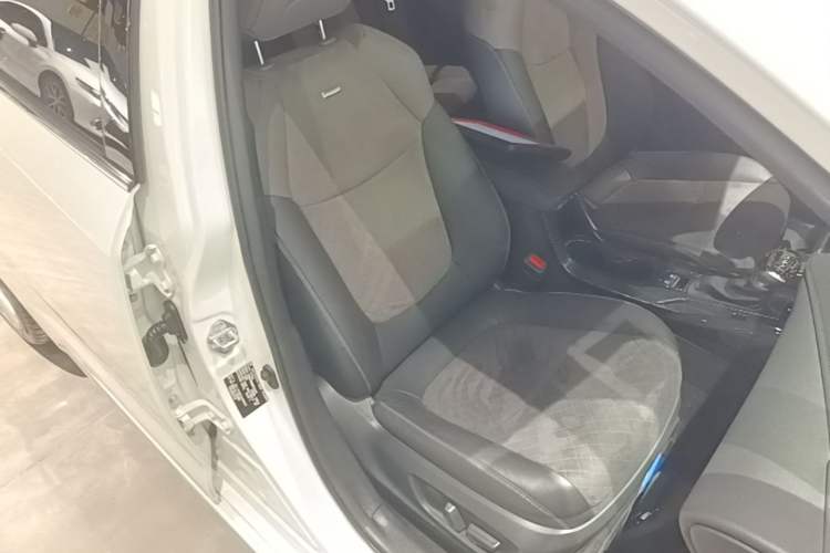 Used Toyota Allion 2021 2.0L Flagship Edition Right Front Seat