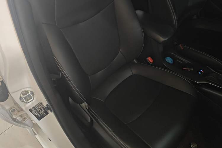 Used Toyota Allion 2021 2.0L Luxury Edition Right Front Seat