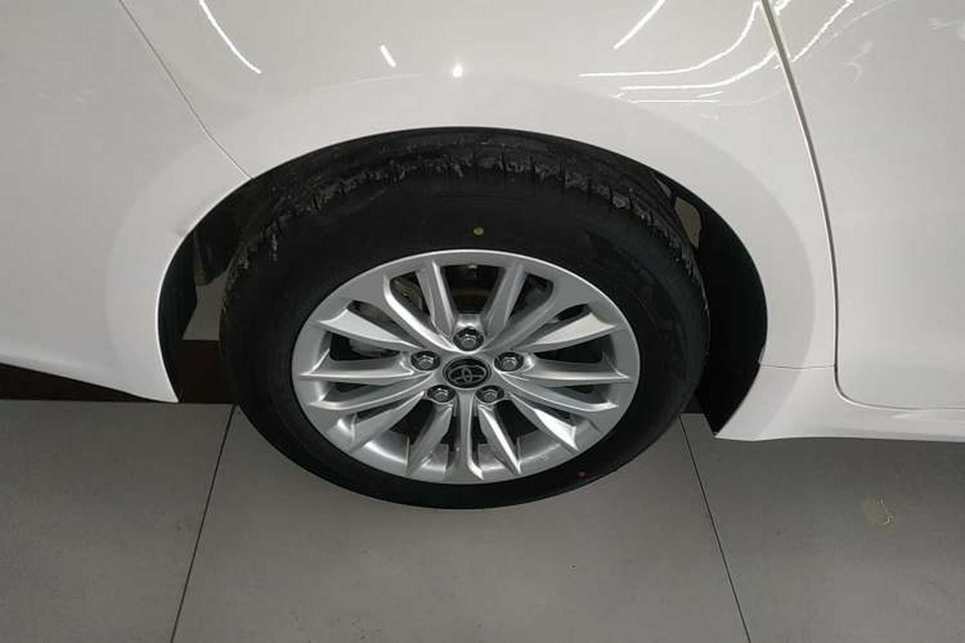 Used Toyota Allion 2021 2.0L Ambition Edition Right Rear Wheel Hub