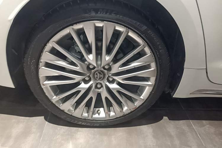 Used Toyota Allion 2021 2.0L Flagship Edition Right Rear Wheel Hub