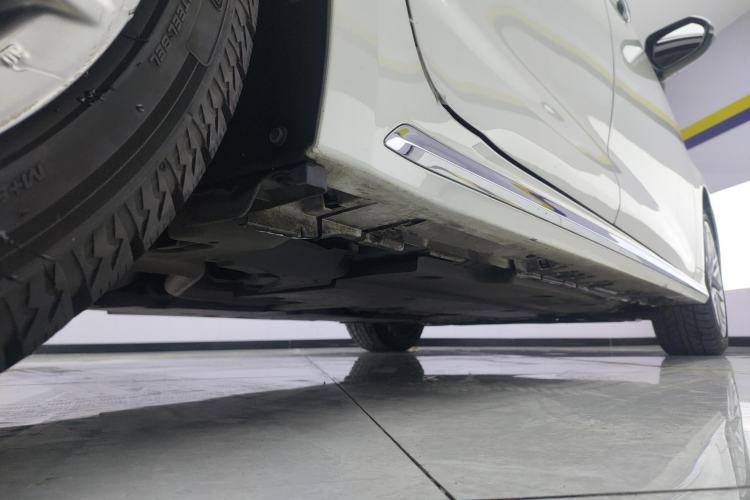 Used Toyota Allion 2021 2.0L Deluxe Edition Right Side Sill
