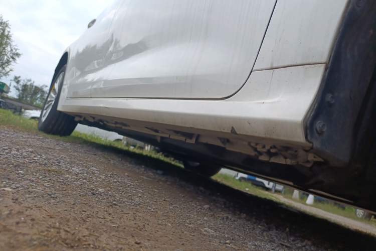 Used Toyota Allion 2021 2.0L Luxury Edition Right Side Sill