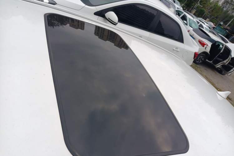 Used Toyota Allion 2021 2.0L Luxury Edition Roof