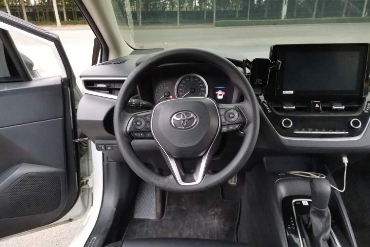 Used Toyota Allion 2021 2.0L Luxury Edition Steering Wheel