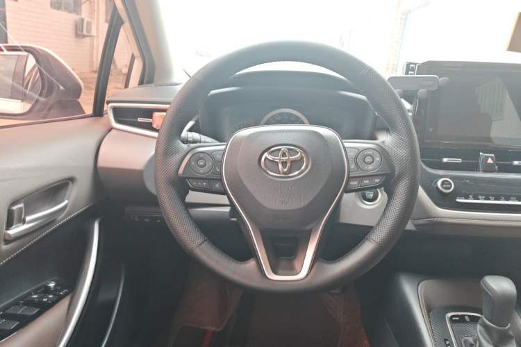 Used Toyota Allion 2021 2.0L Deluxe Edition Steering Wheel