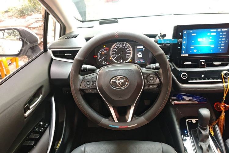 Used Toyota Allion 2021 2.0L Deluxe Edition Steering Wheel