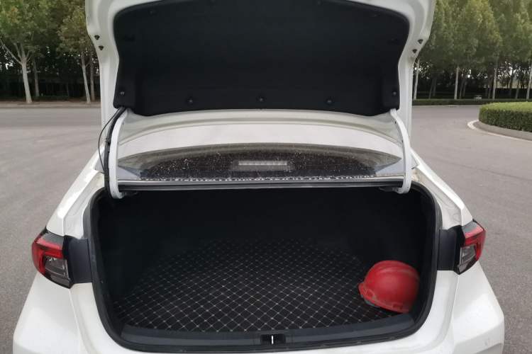 Used Toyota Allion 2021 2.0L Luxury Edition Trunk