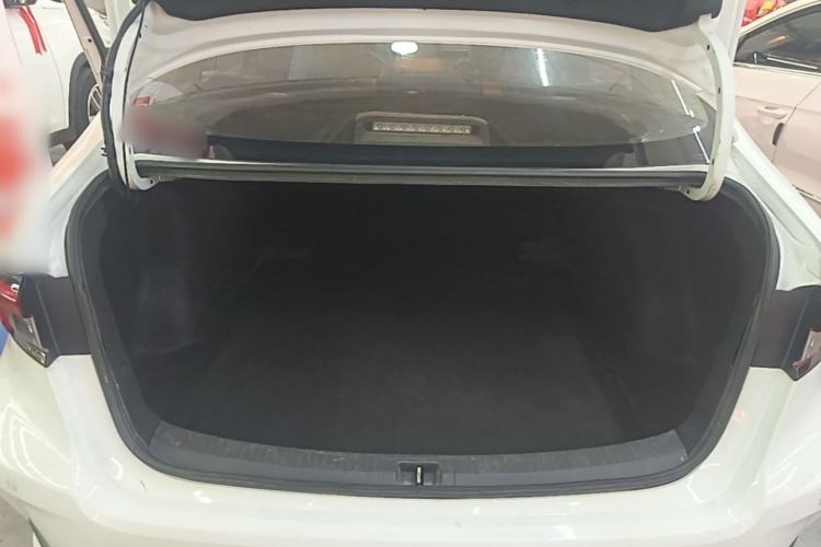 Used Toyota Allion 2021 2.0L Luxury Edition Trunk