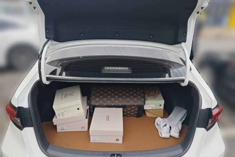 Used Toyota Allion 2021 2.0L Luxury Edition Trunk
