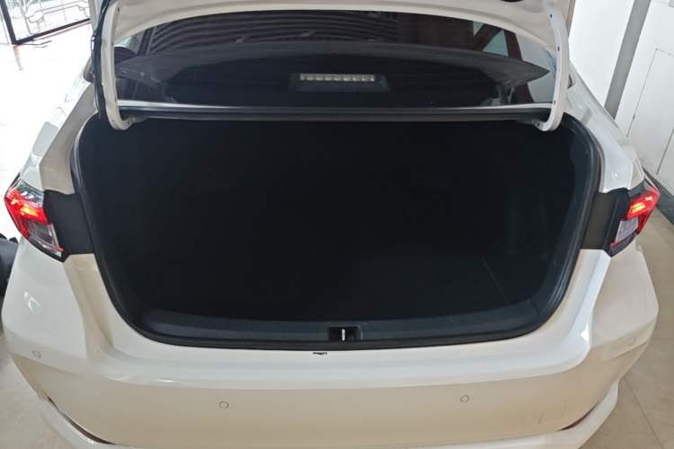Used Toyota Allion 2021 2.0L Ambition Edition Trunk