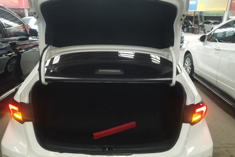 Used Toyota Allion 2021 2.0L Deluxe Edition Trunk