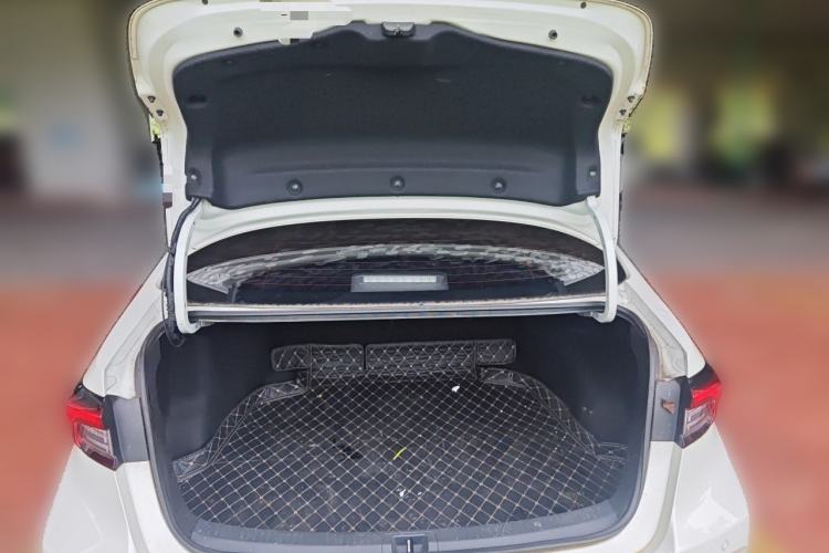 Used Toyota Allion 2021 2.0L Deluxe Edition Trunk