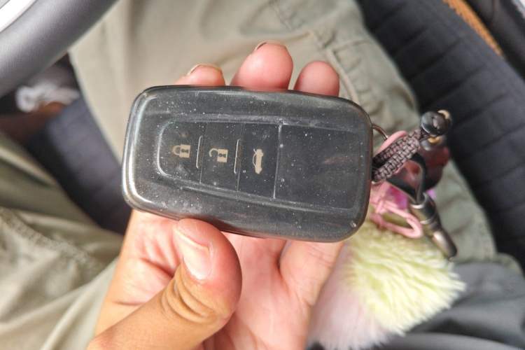 Used Toyota Allion 2021 2.0L Deluxe Edition Vehicle Key