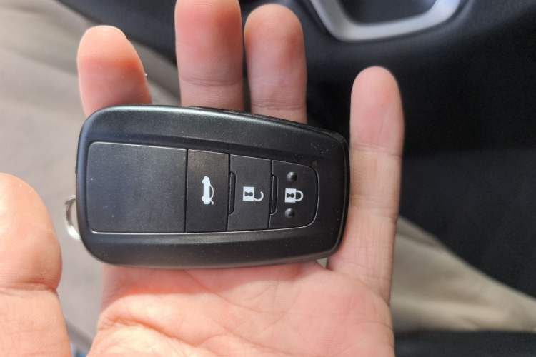 Used Toyota Allion 2021 2.0L Luxury Edition Vehicle Key