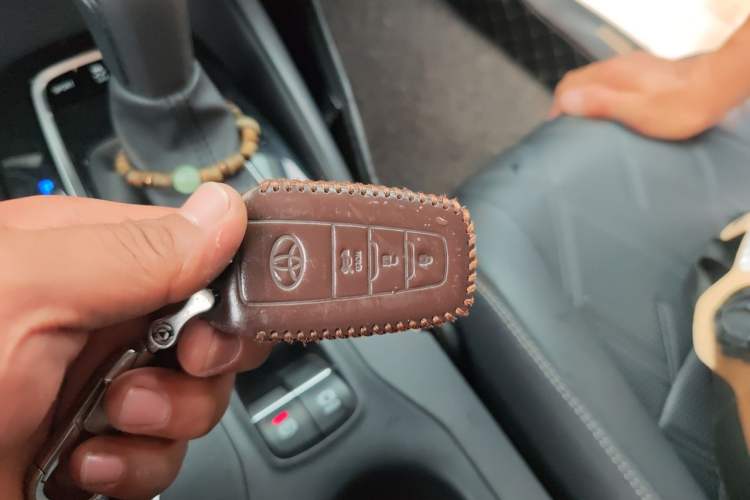 Used Toyota Allion 2021 2.0L Deluxe Edition Vehicle Key