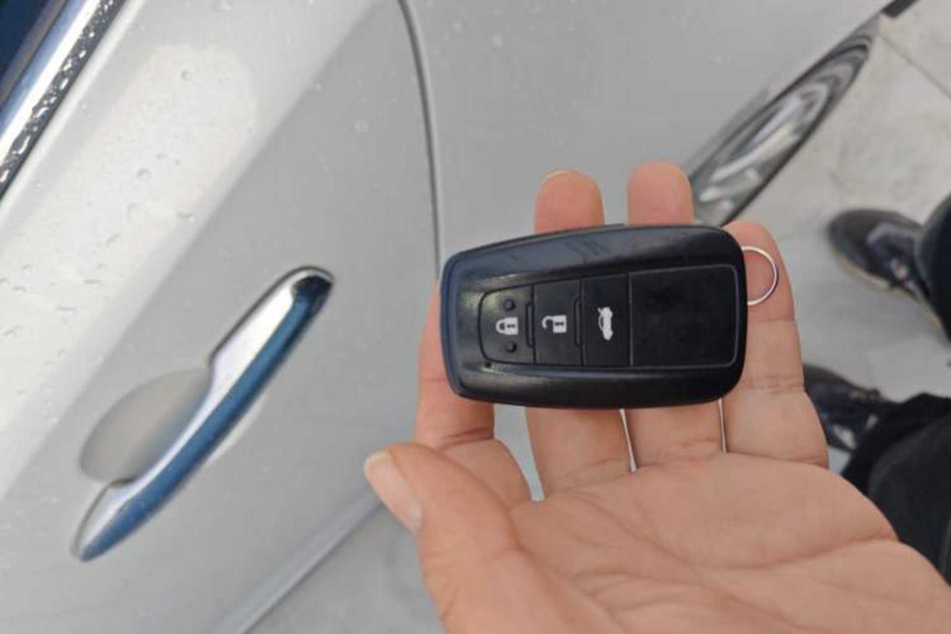 Used Toyota Allion 2021 2.0L Deluxe Edition Vehicle Key