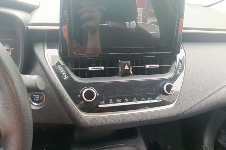 Used Toyota Allion 2022 2.0L Elite Edition Audio And AC Panel