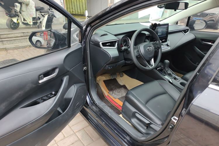 Used Toyota Allion 2022 2.0L Elite Edition Driver Seat