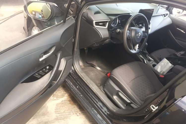 Used Toyota Allion 2022 2.0L Elite Edition Driver Seat