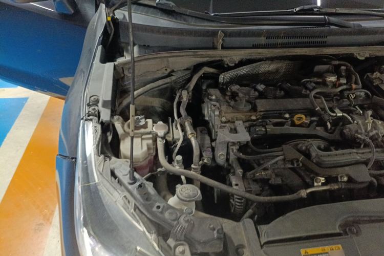 Used Toyota Allion 2022 2.0L Elite Edition Engine Bay Right