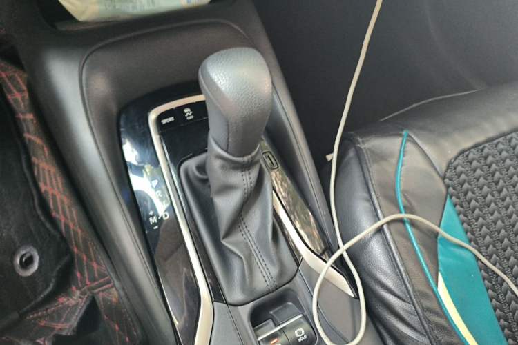 Used Toyota Allion 2022 2.0L Pioneer Edition Gear Lever