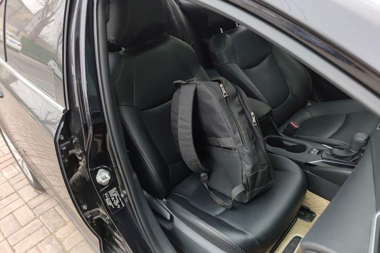 Used Toyota Allion 2022 2.0L Elite Edition Right Front Seat