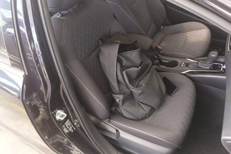 Used Toyota Allion 2022 2.0L Elite Edition Right Front Seat