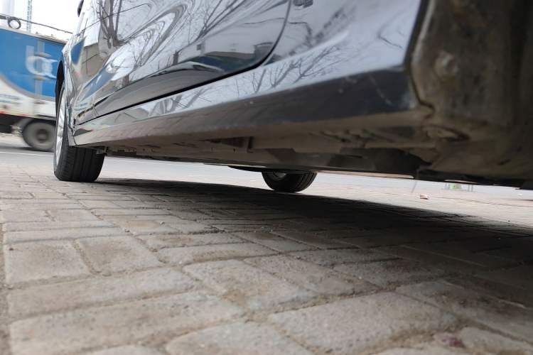 Used Toyota Allion 2022 2.0L Elite Edition Right Side Sill