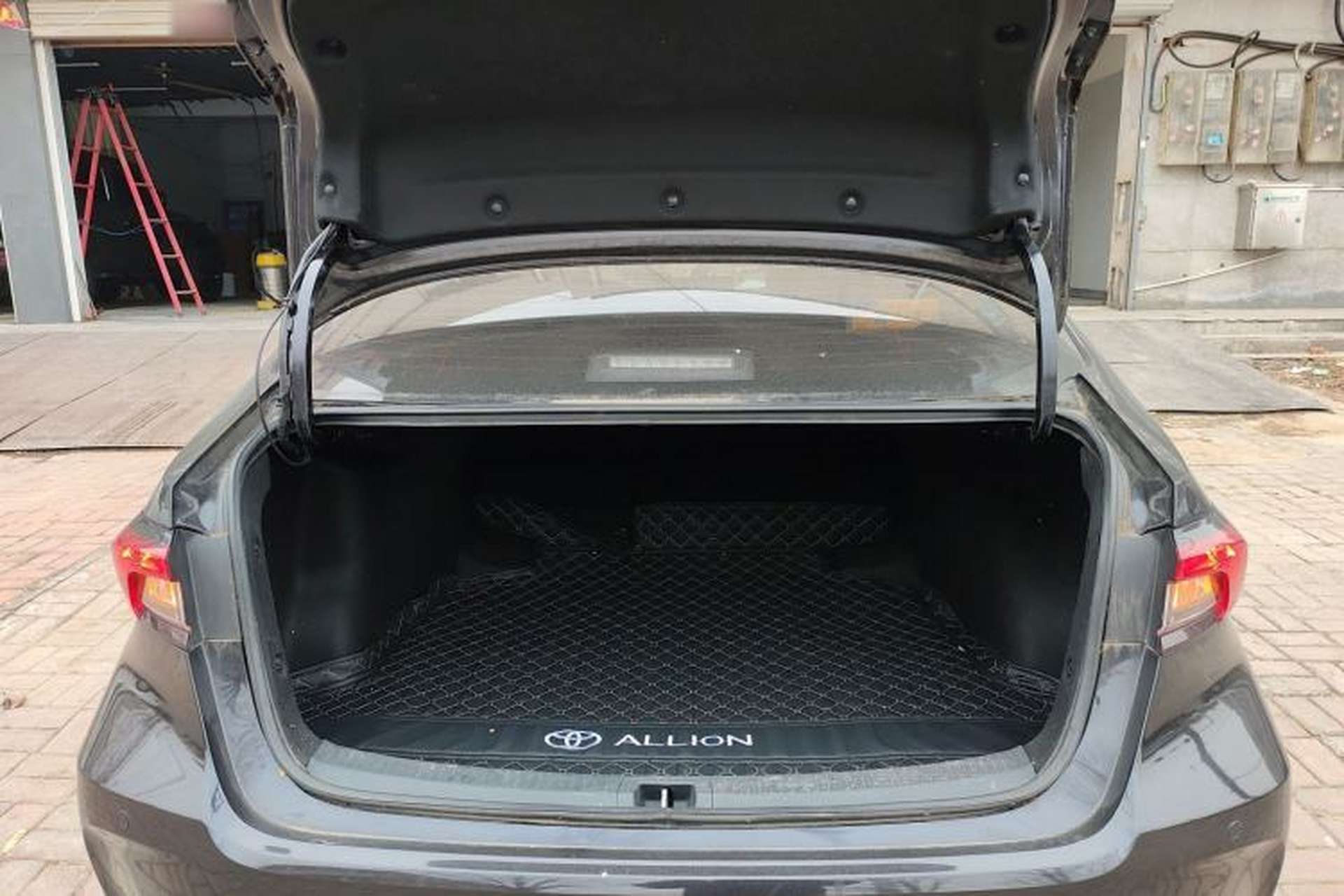 Used Toyota Allion 2022 2.0L Elite Edition Trunk