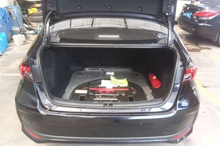 Used Toyota Allion 2022 2.0L Elite Edition Trunk