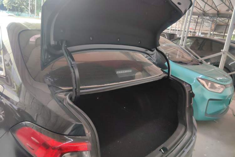 Used Toyota Allion 2022 2.0L Elite Edition Trunk
