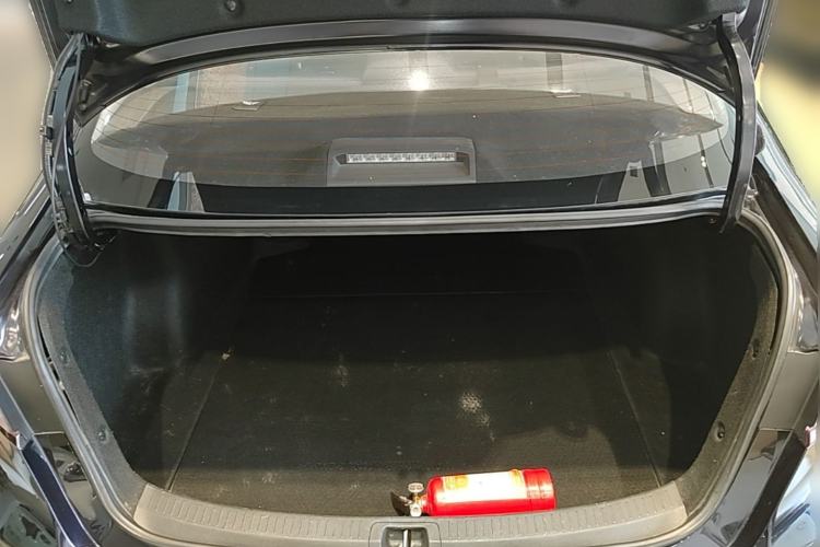 Used Toyota Allion 2022 2.0L Elite Edition Trunk