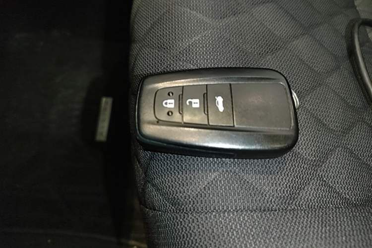 Used Toyota Allion 2022 2.0L Elite Edition Vehicle Key