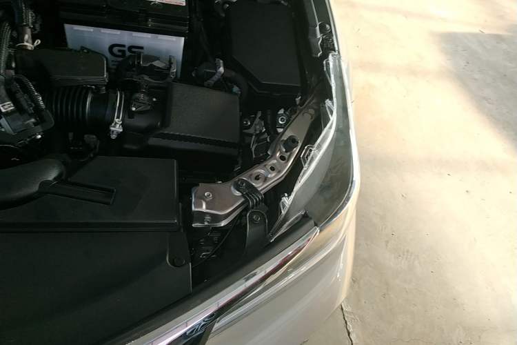 Used Toyota Allion 2022 2.0L Elite Edition Engine Bay Left