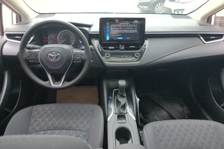 Used Toyota Allion 2022 2.0L Elite Edition Center Console