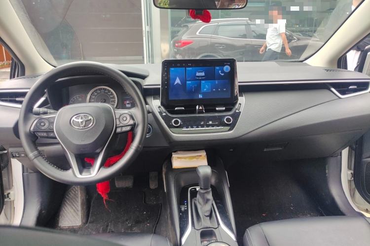 Used Toyota Allion 2022 2.0L Elite Edition Center Console