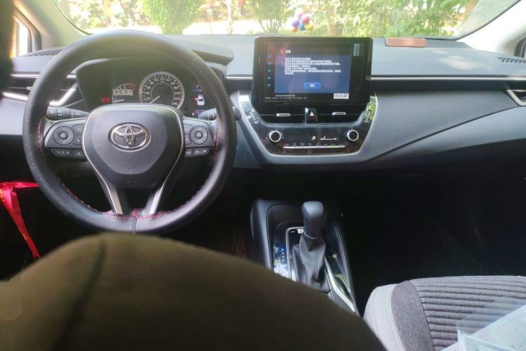 Used Toyota Allion 2022 2.0L Pioneer Edition Center Console