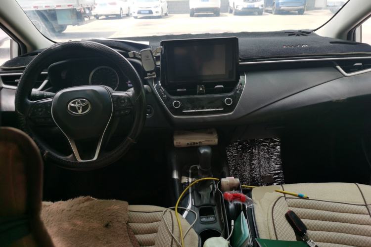 Used Toyota Allion 2022 2.0L Pioneer Edition Center Console