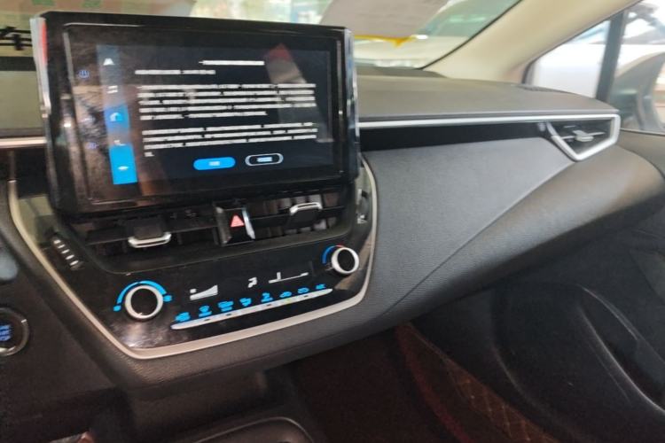 Used Toyota Allion 2022 2.0L Elite Edition Center Console