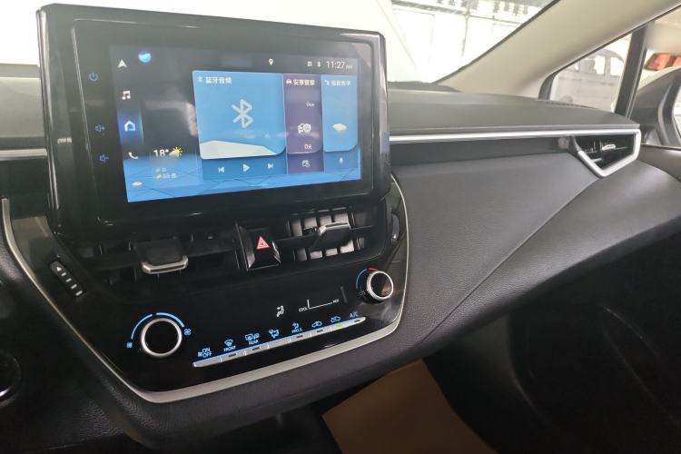 Used Toyota Allion 2022 2.0L Elite Edition Center Console