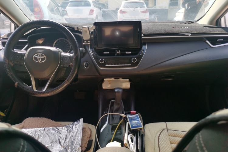 Used Toyota Allion 2022 2.0L Pioneer Edition Center Console