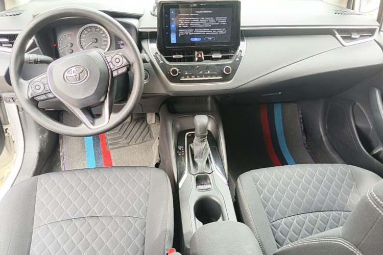 Used Toyota Allion 2022 2.0L Elite Edition Center Console