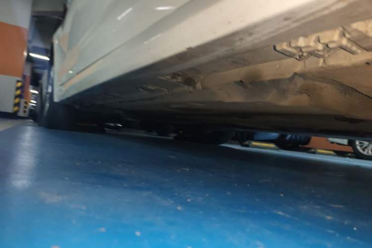 Used Toyota Allion 2022 2.0L Elite Edition Chassis Front Right