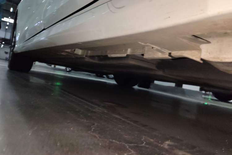 Used Toyota Allion 2022 2.0L Elite Edition Chassis Rear Left